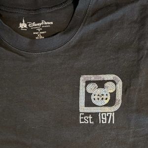 Disney Spirit Jersey. Sequins silver and black. Size XL.